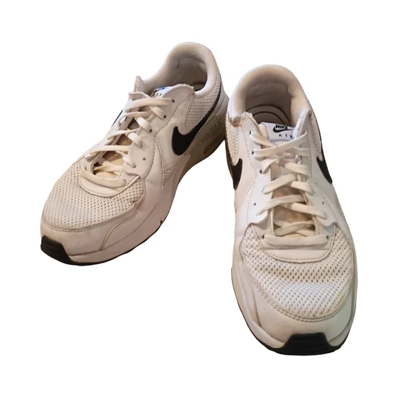 Nike Air Max Excee shoes in the White/Black/Pure Platinum colorway - Picture 8 of 11